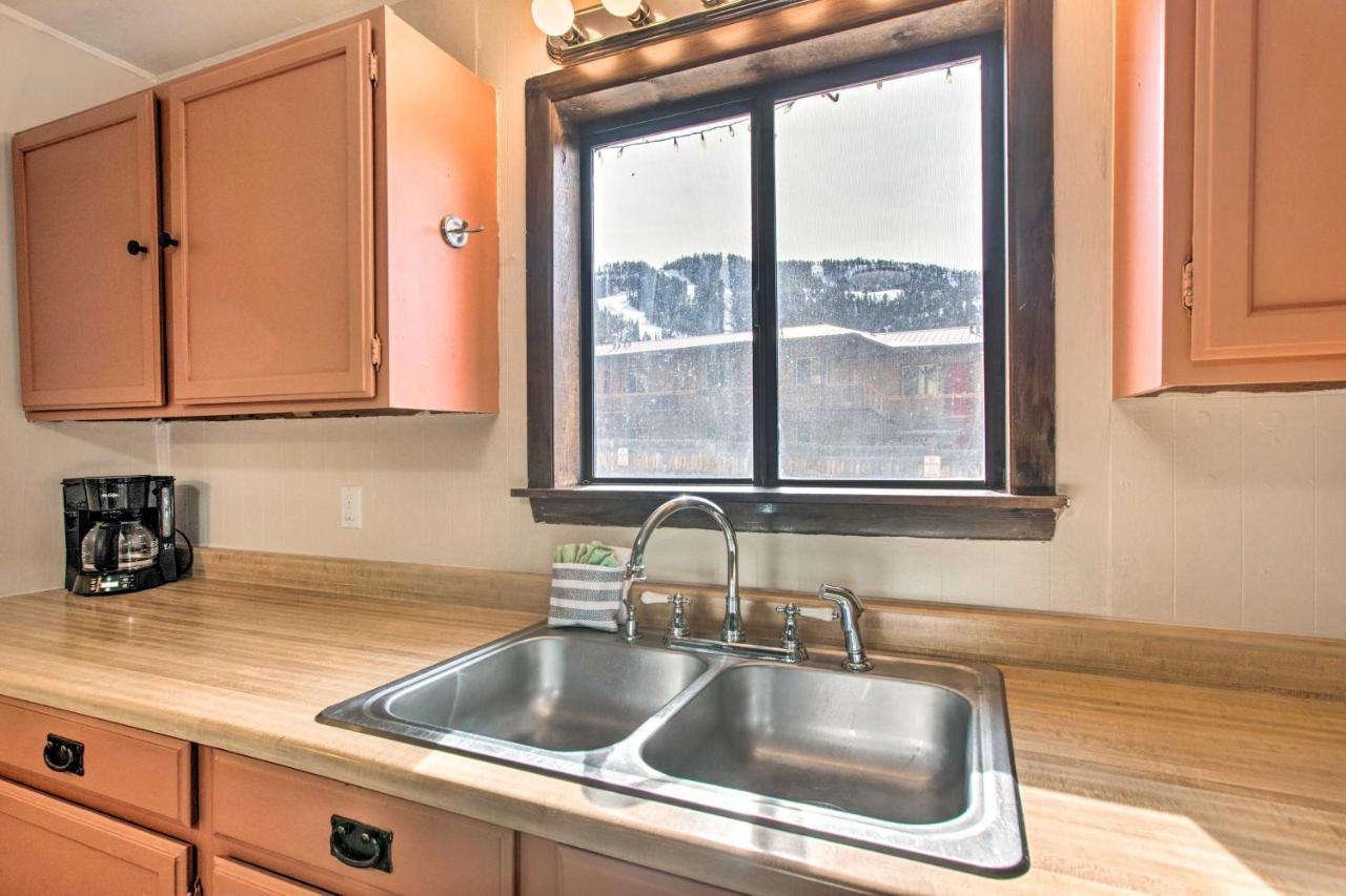 Cozy Red River Condo - Walk To Chair Lift! Exterior photo